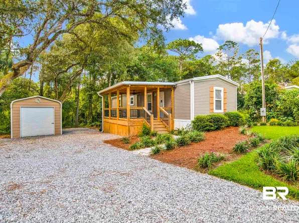 1411 Ridgewood Dr, Lillian, AL 36549