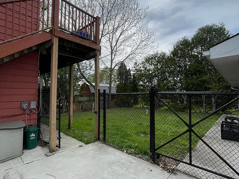 50 Middle St #2 — Photo 6