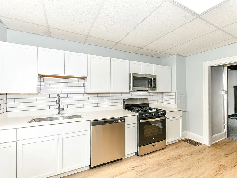 3545 N College Ave #2 — Photo 6