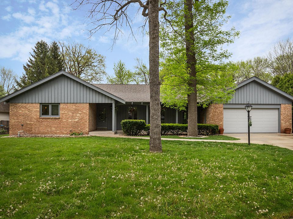 1st image of 325 W Nokomis Ct