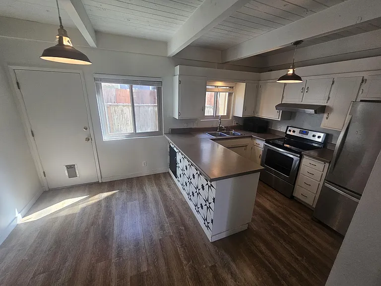 3344 Tide Ave — Photo 7