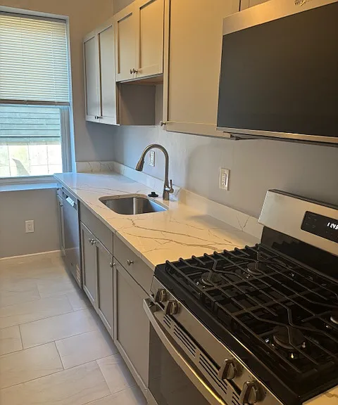 80 Orleans St #2 — Photo 10