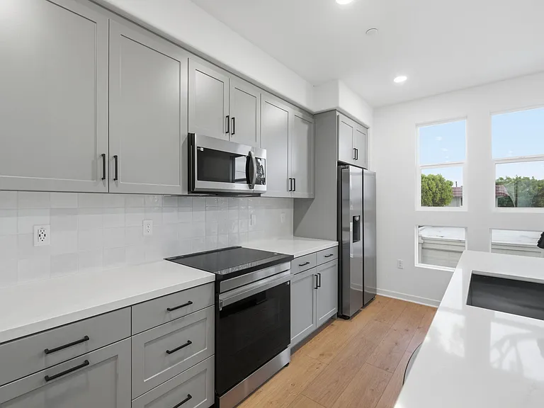 12826 Newhope St — Photo 11