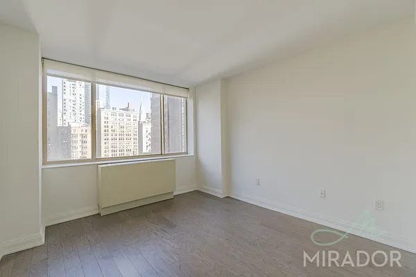 Rented by Mirador Real Estate | media 4