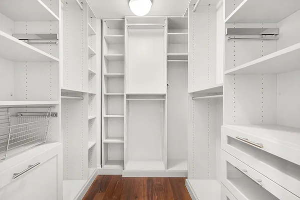 Rented by Douglas Elliman | media 24