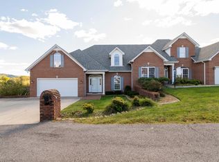 202 Houston Hills Dr, Woodbury, TN 37190