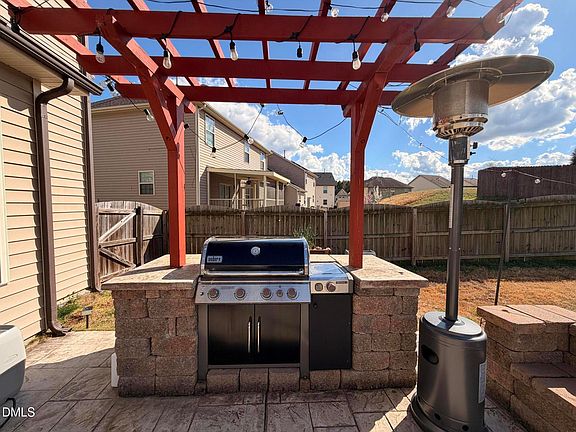 4th image of 2710 Follow Me Way