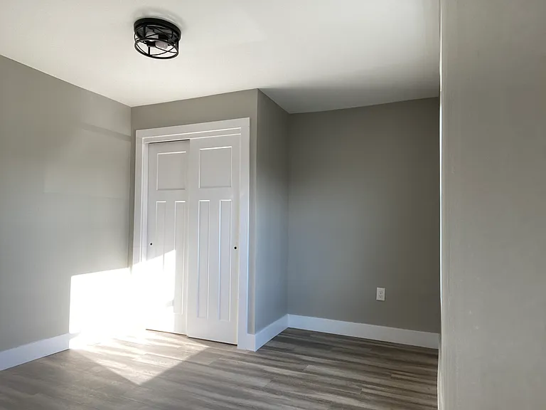 27 1/2 Rodgers Ave #27-1/2 — Photo 19