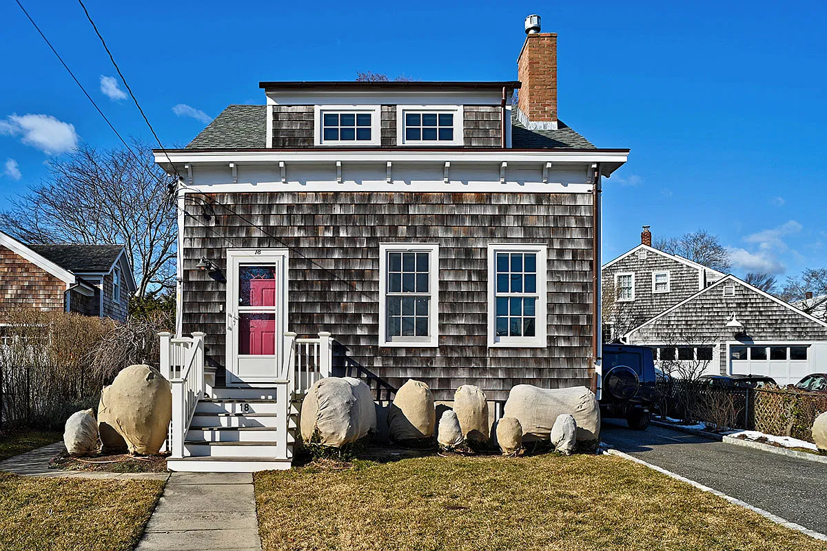 Spend Summer 2025 in Iconic Sag Harbor Village — Photo 3