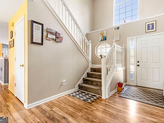 5th image of 2301 Vineyard Ct