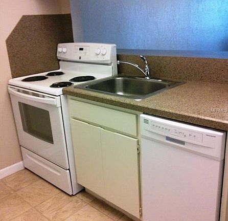 4th image of 8302 Bardmoor Blvd APT 8