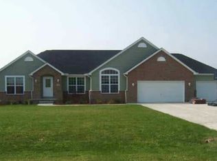 71 Millstone Cir, Pataskala, OH 43062