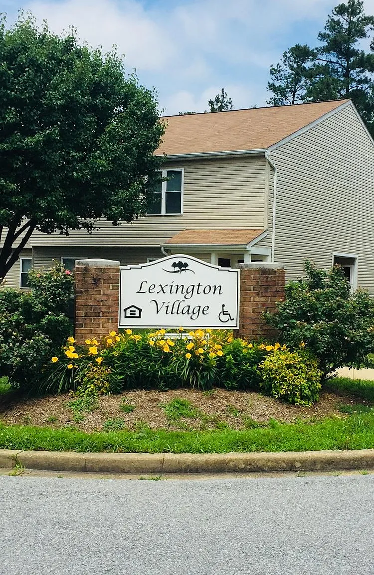 Lexington Village — Photo 2
