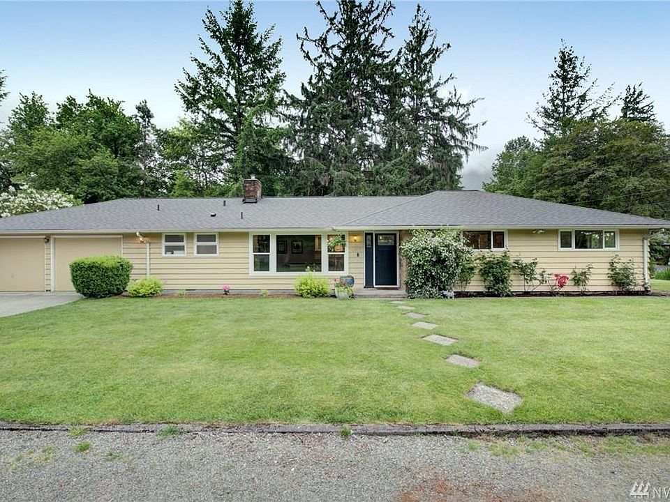 1st image of 449 Meadow Dr SE