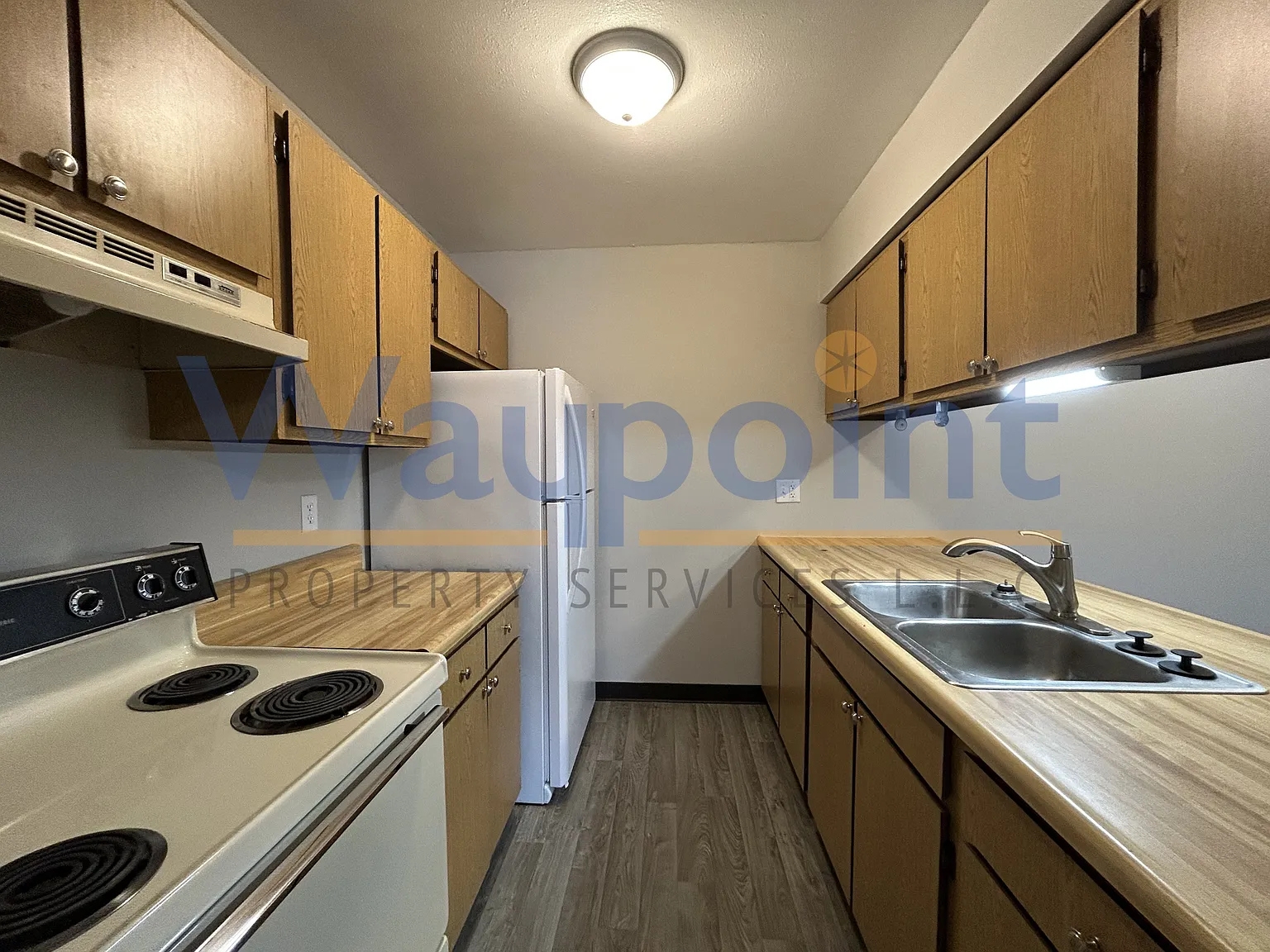 423 Balderson Street - 5 — Photo 1