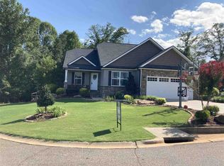 710 Barkley Ave, Chesnee, SC 29323