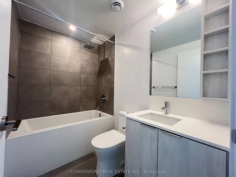 8 Wellesley St W #4109 — Photo 11