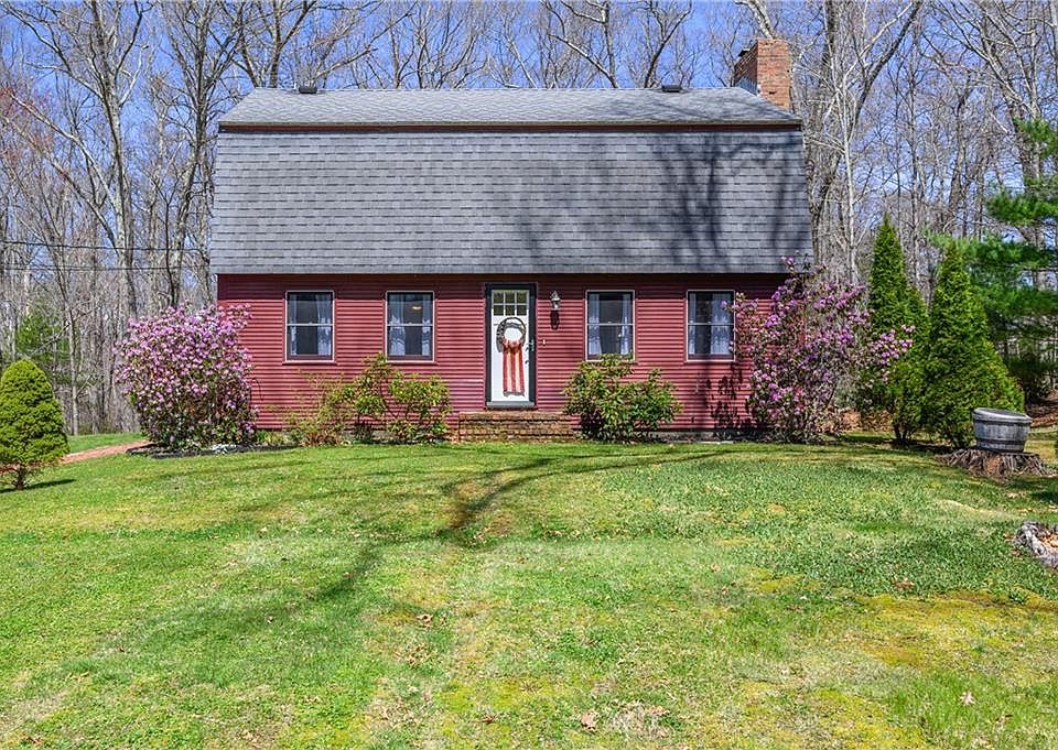 1st image of 10 Laurel Ln