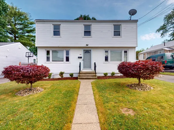 215 Goodrich Street, Hartford, CT 06114