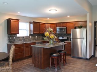 1702 Gypsy Moth Dr, Columbia, MO 65202