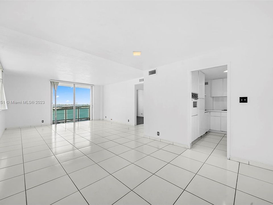 1st image of 3301 NE 5th Ave APT 1217