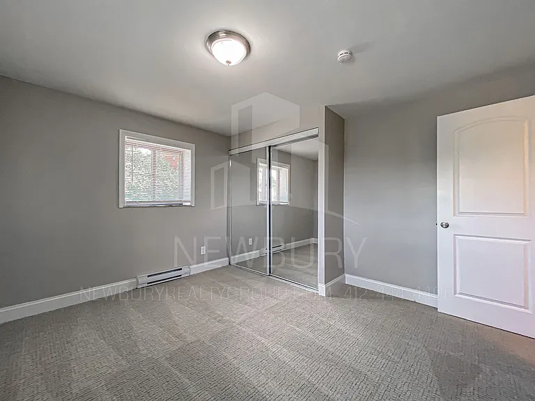 Poplar Apartments — Photo 86