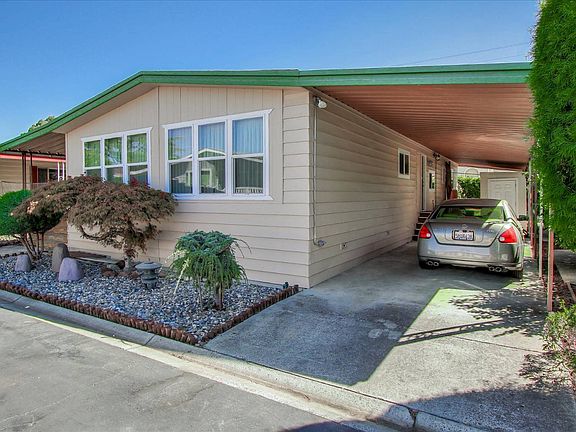 2nd image of 769 Villa Teresa Way