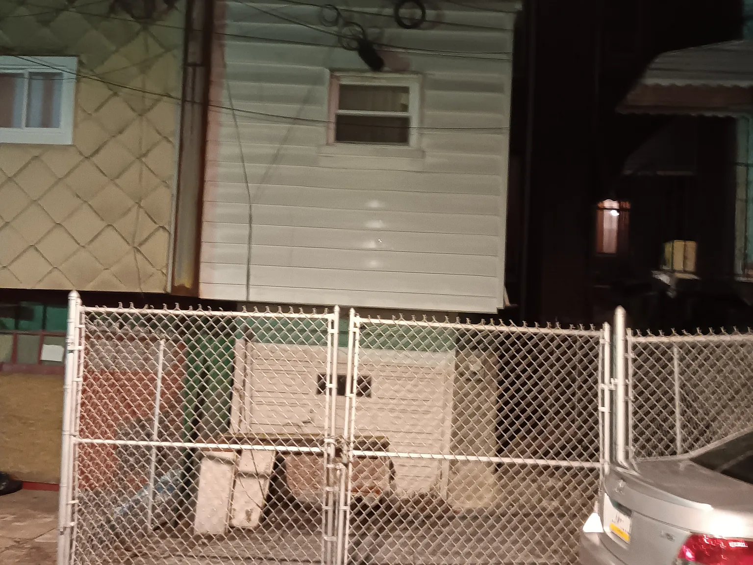 3110 N Patton St — Photo 2