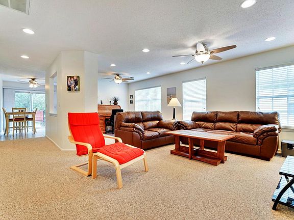 5th image of 609 Waterford Dr