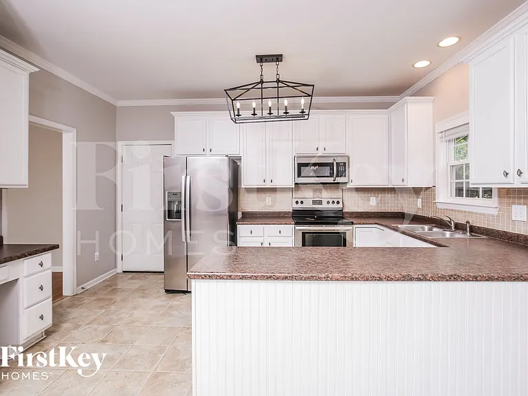 6313 Willowdell Dr — Photo 4