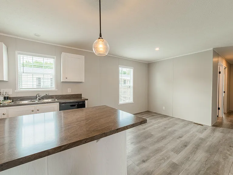 Kingswood Plaza MHC LLC - Rent to Own — Photo 6