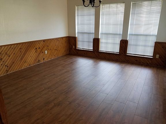 3rd image of 3315 San Mateo Dr