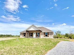 404 Monroe Breeland Rd, Poplarville, MS 39470