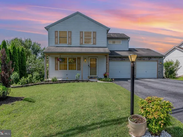 1859 Bradley Dr, Harrisburg, PA 17110