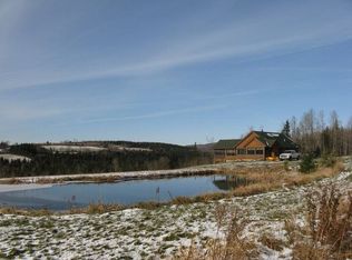 515 Diamond Pond Rd, Colebrook, NH 03576