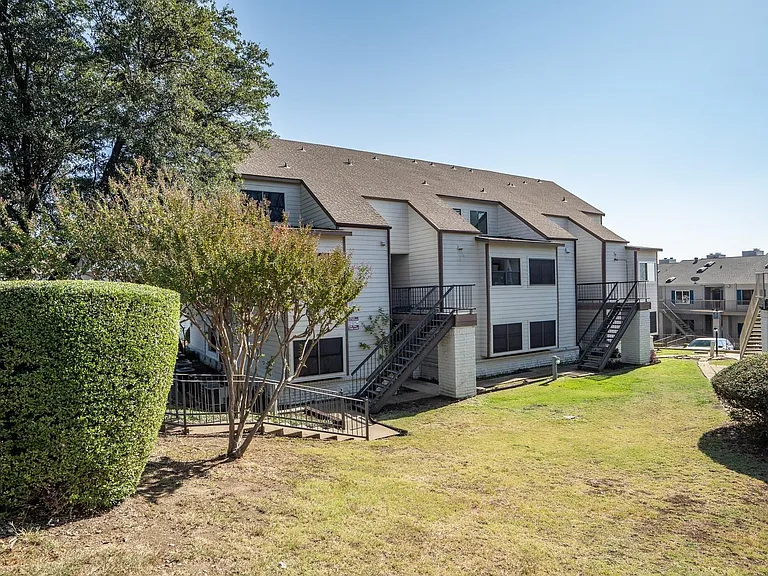 438 Yacht Club Dr #C — Photo 17