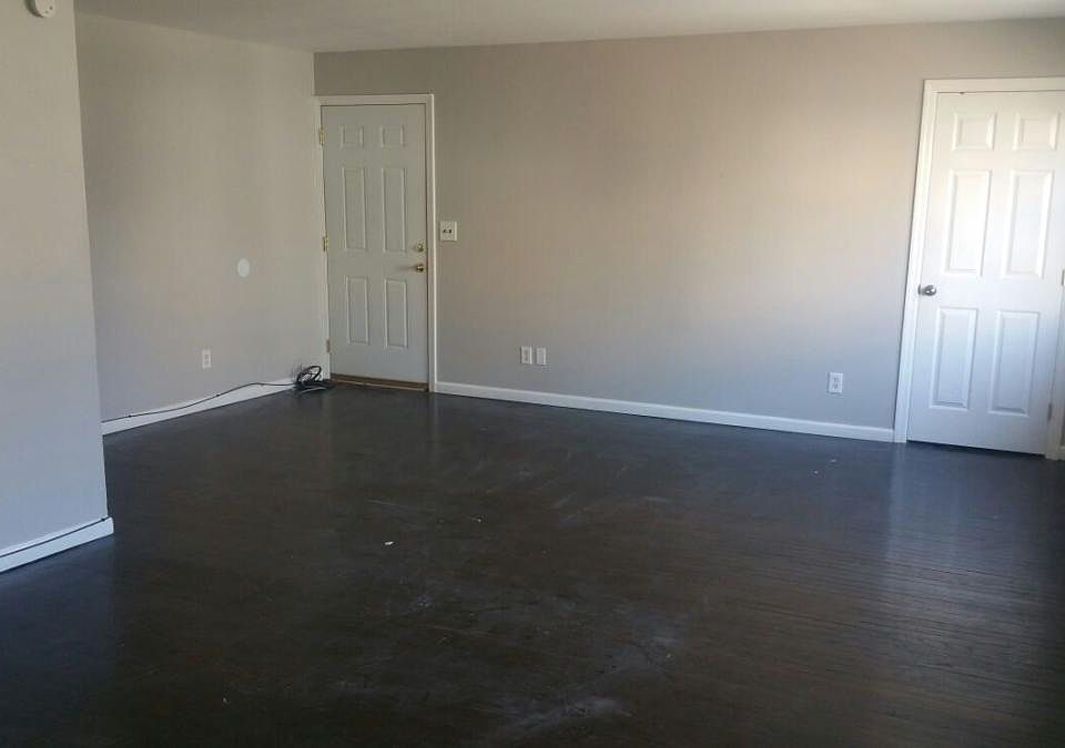 1st image of 122 Isabella Ave #1