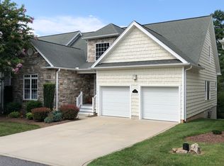 2141 6th St NW, Hickory, NC 28601