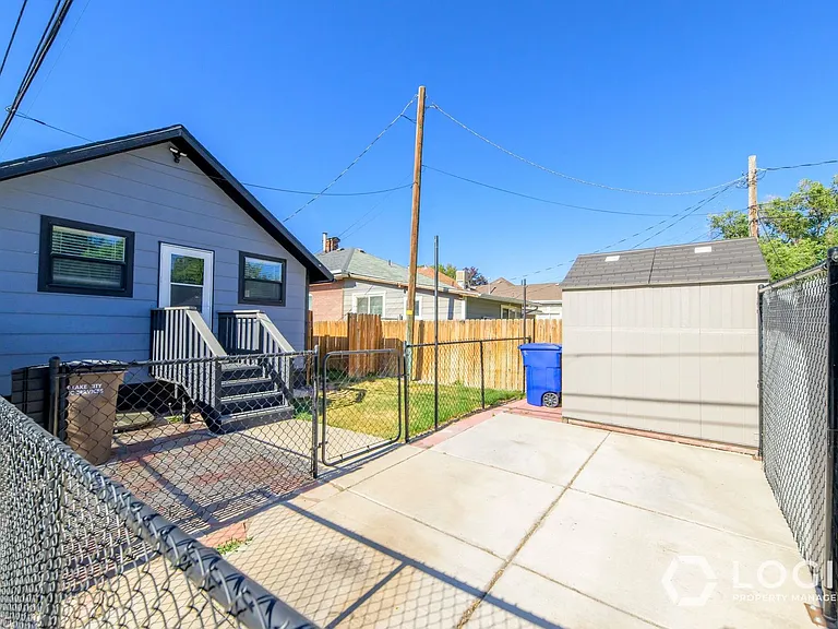 935 W 200 N — Photo 2