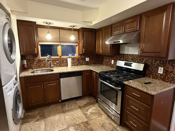 120 Bennett Pl FLOOR 2