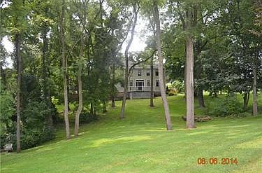 2nd image of 105 Smouse Ln