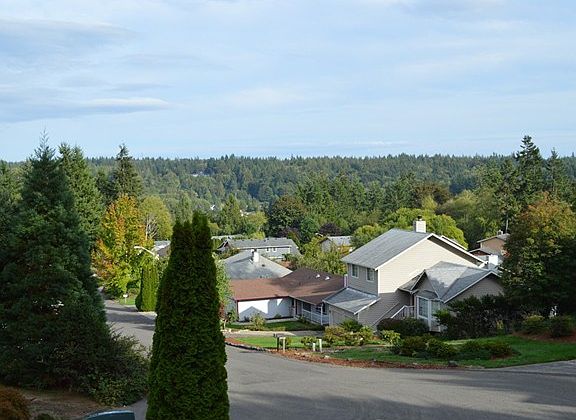 2nd image of 4027 SE Empress Ct