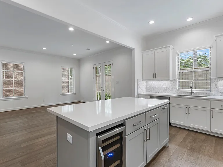 106 Cinder Berry St — Photo 4
