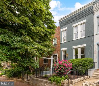 1234 D St SE, Washington, DC, 20003