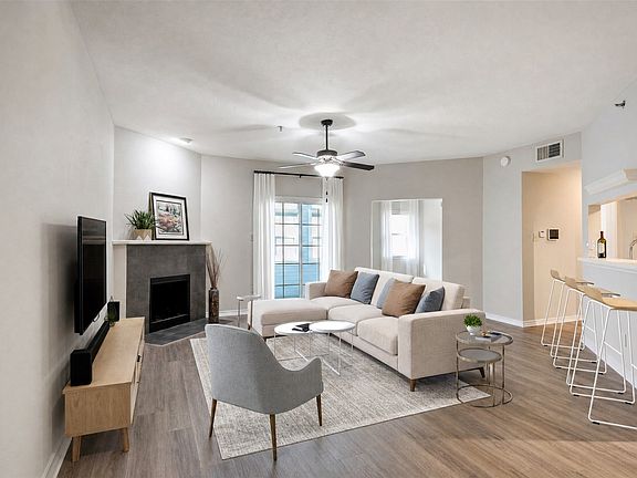 5th image of 1010 Allen St Unit 214