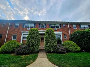25 Hinchman Ave APT 2B, Wayne, NJ