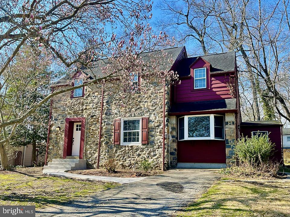 1st image of 712 Woodsdale Rd