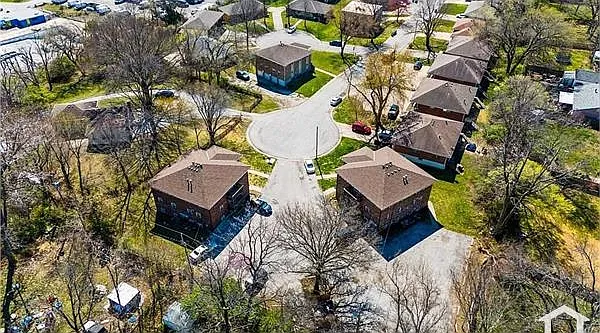1 bed, 700 sqft, $1,000 — Photo 2