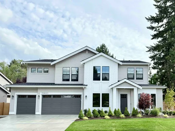 15903 Main St, Bellevue, WA 98008