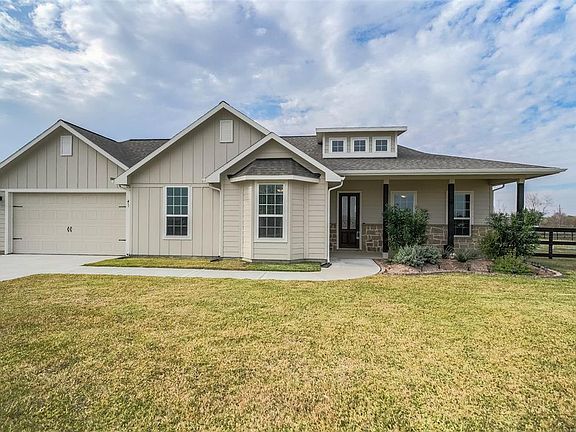 2nd image of 6720 Bayou Trail Dr